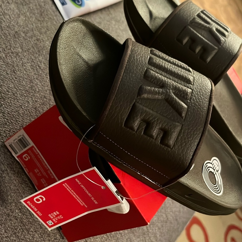 New with box Nike slides